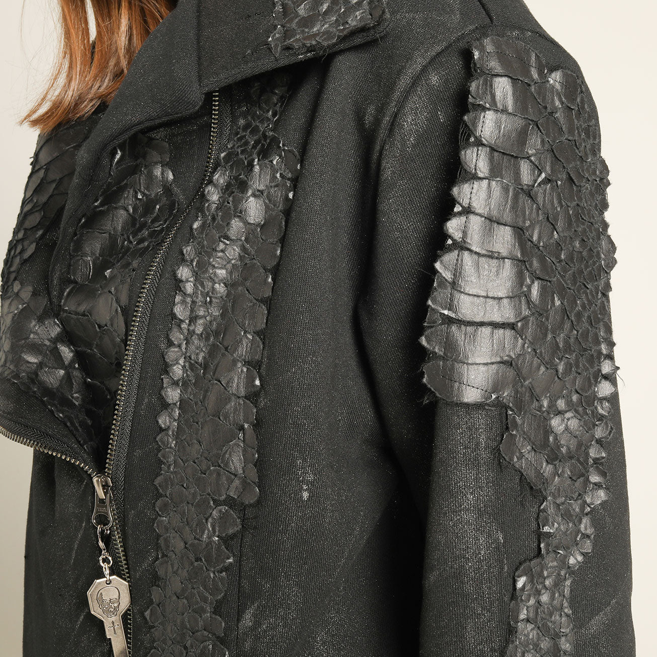 Dragon leather metal  long Jacket (2サイズ)