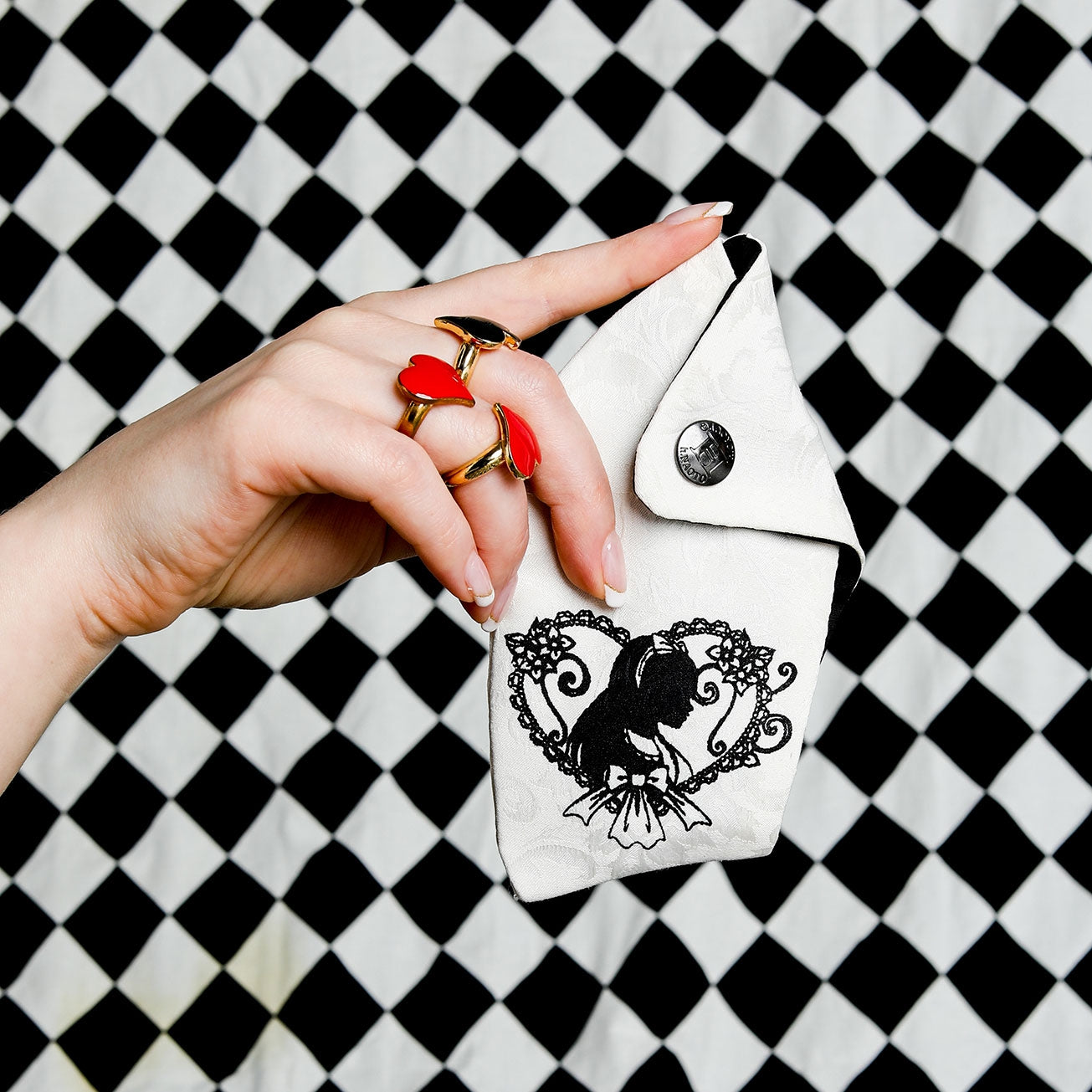 Alice Mask Wallet