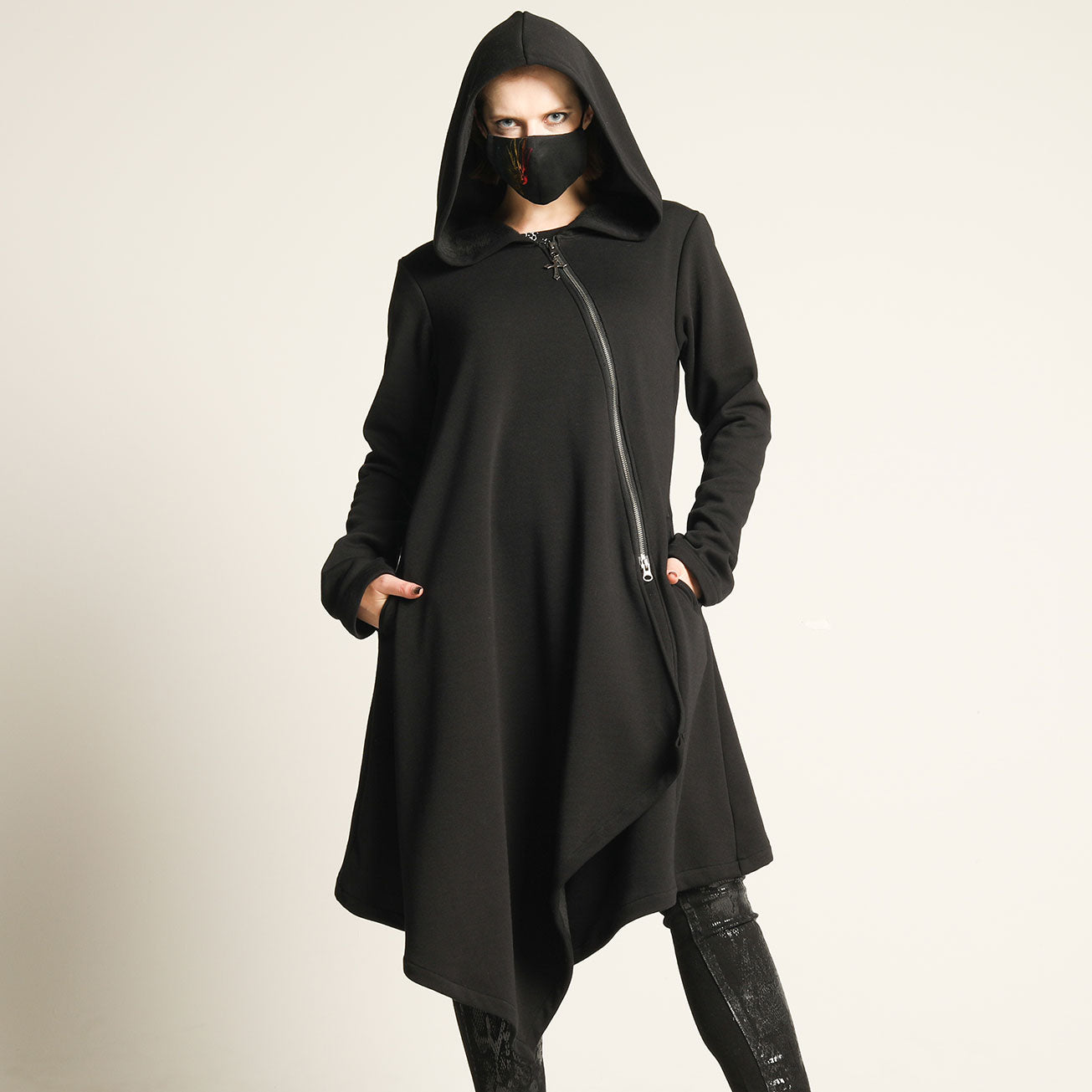 Asymmetric Long Hoodie / M